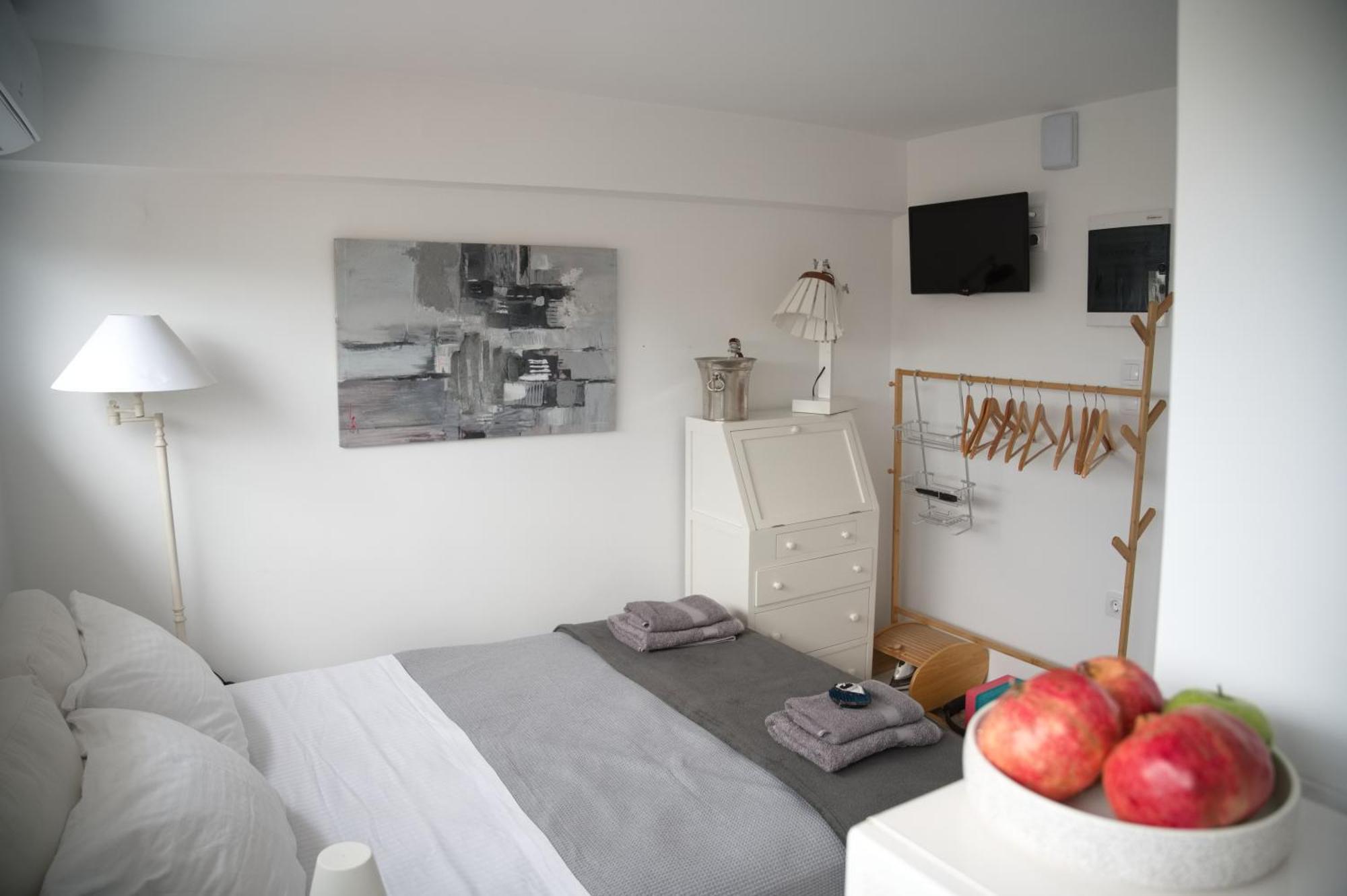 Central Aesthetic Studio With Panoramic Views พาทรา ภายนอก รูปภาพ