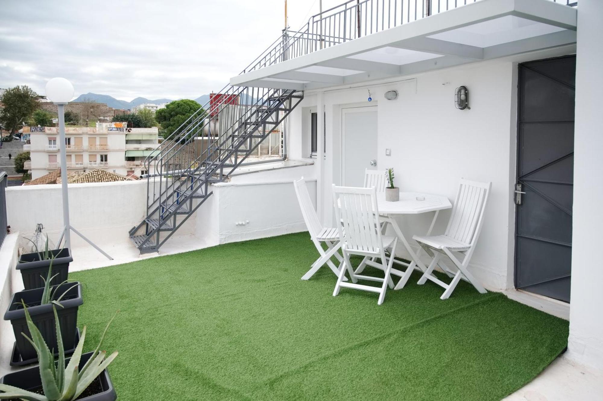 Central Aesthetic Studio With Panoramic Views พาทรา ภายนอก รูปภาพ